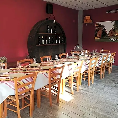 Le Giarine Bed & Breakfast